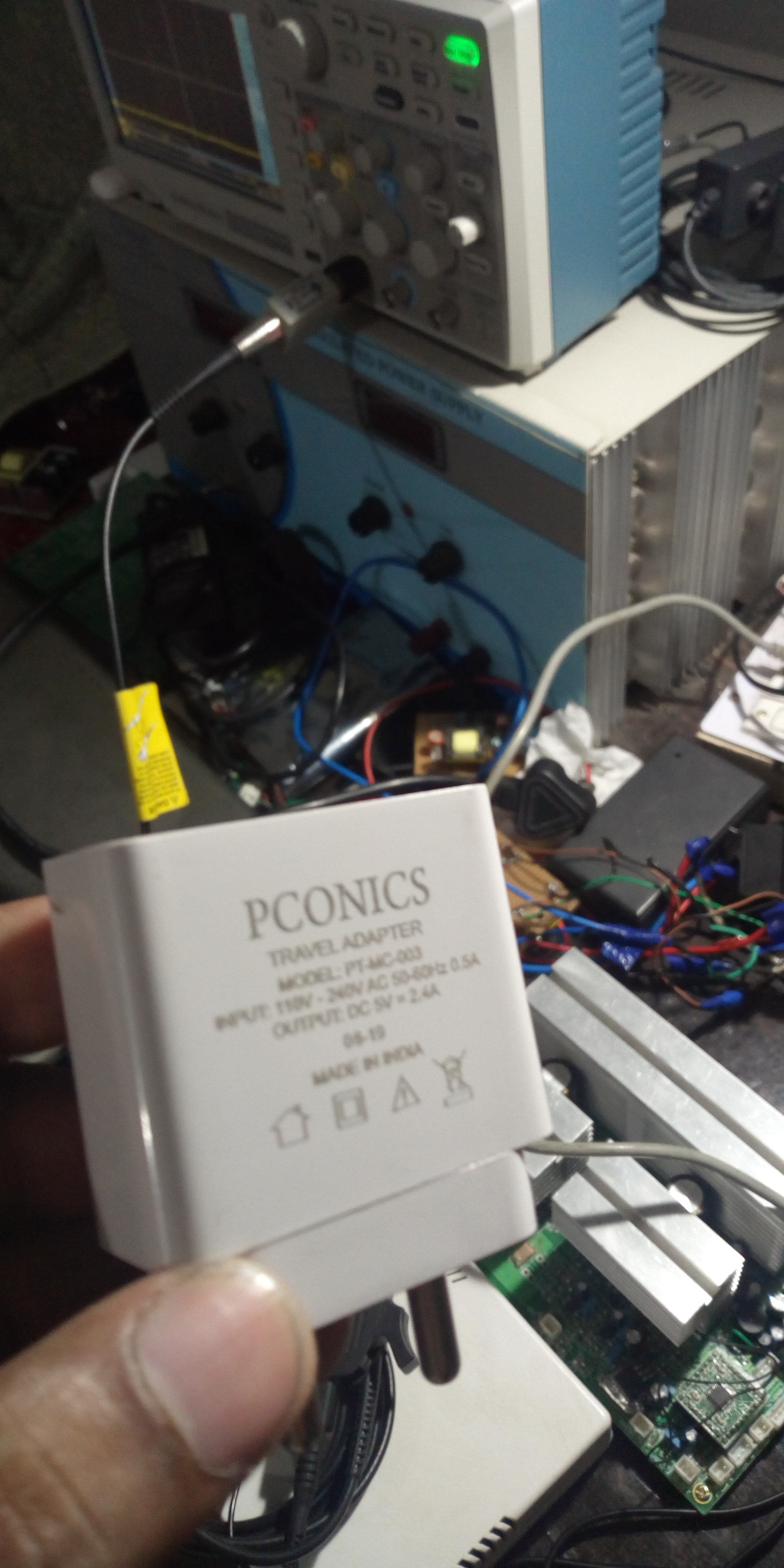 Mobile Charger - 5vdc Output Voltage, 2.4a Output Current | 100v-270vac Input Range, Dimensions 55x40x20mm, Charging Cable Included