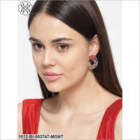 क्रिस्टल स्टडेड इयरिंग