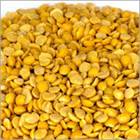 Toor Dal - Split Format, 99% Purity, Commonly Cultivated, 1-Year Shelf Life, Available in Custom Weights