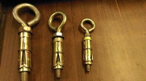 Hook Type Fastener - Iron, All Sizes Available, Zinc Blue & Yellow | Heavy Duty Rust-proof Passivated Steel, Ideal For Machinery Anchoring
