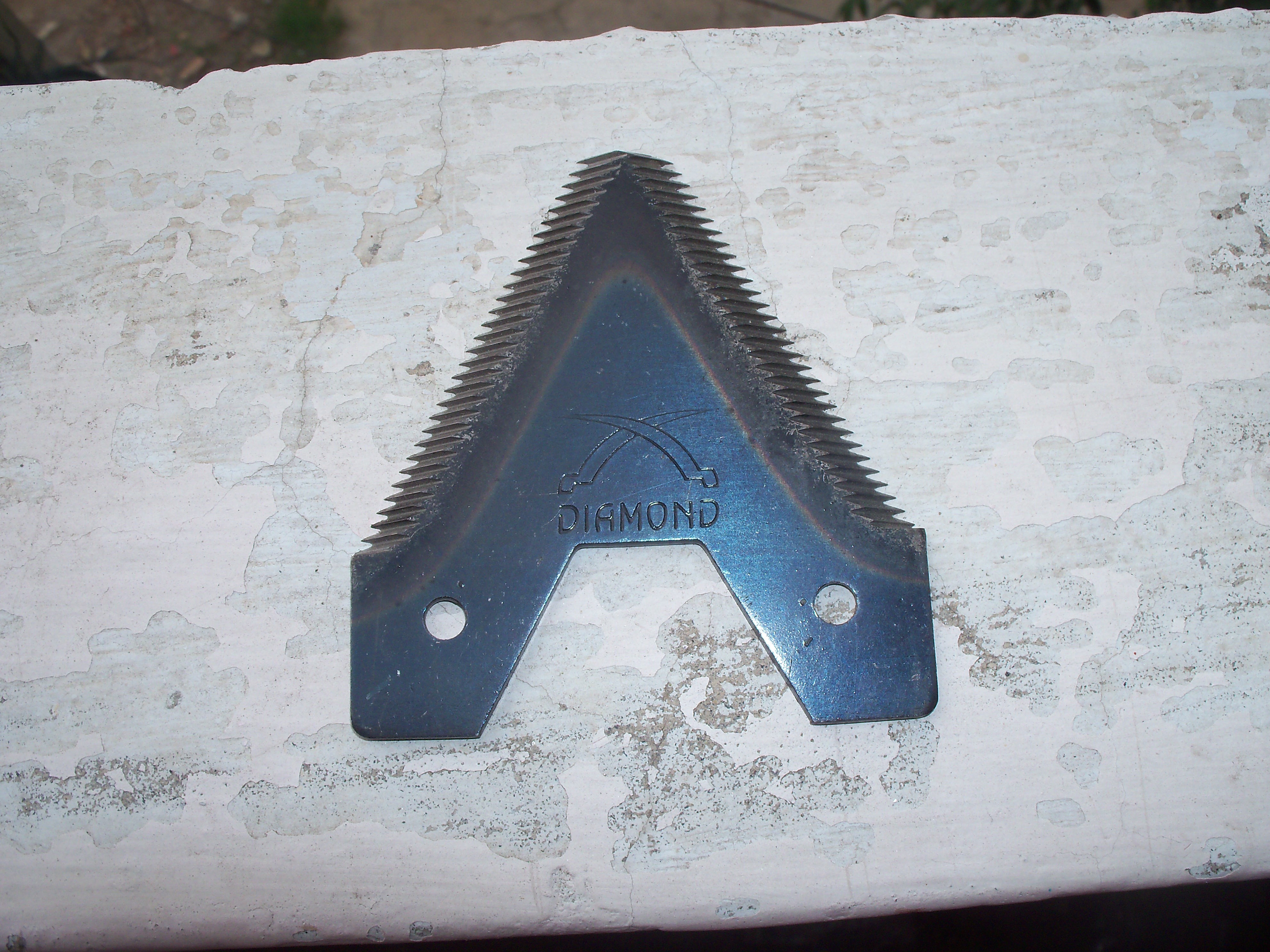 Combine Blade