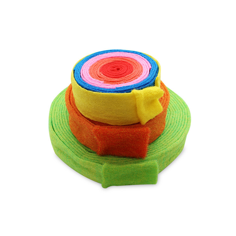Kitchen Cleaning Abrasive Sponge - Polypropylene Fiber + Pet, 8-9cm Size, Vibrant Color Options Including Silver And Green