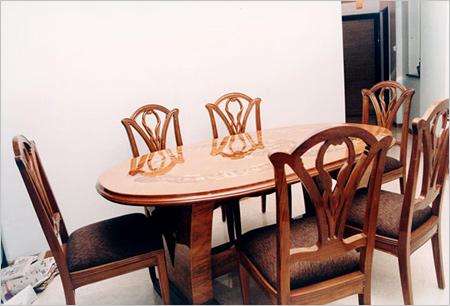 फर्नीचर