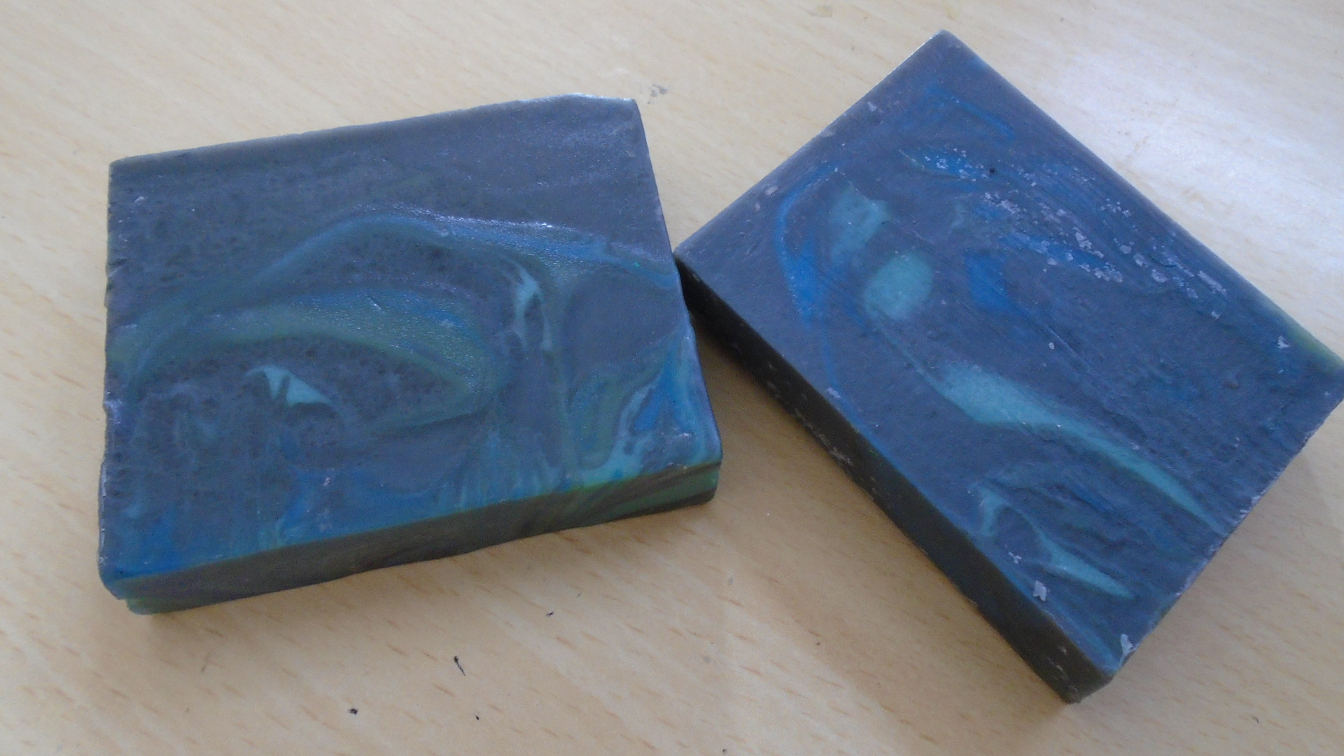 Coffee Exfoliating Handmade Soap - 100g Bar, Natural & Chemical Free, Highly Moisturising With Olive & Vegetable Oils, Aromatic Floral & Fruity Notes
