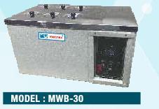 Water Bath Rectangular - Stainless Steel, 30 Liters Capacity, 50 Hz Frequency, 220V Voltage | Manual Operation, Analog Display, Multi-Sample Design