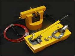 क्रिम्पिंग मशीन और पंप