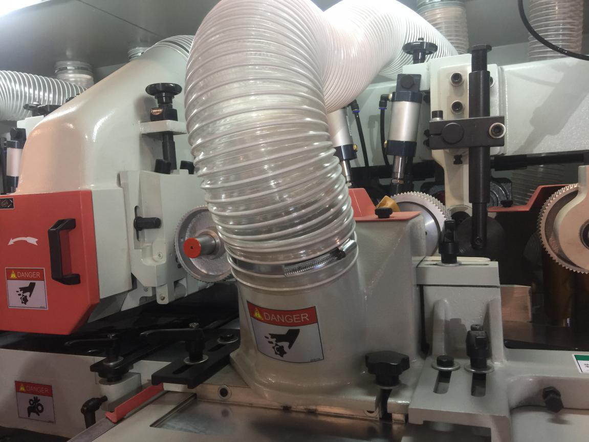 Wood Four Side Planer Machine Dimension(l*w*h): 2950*1500*1600 Millimeter (Mm)
