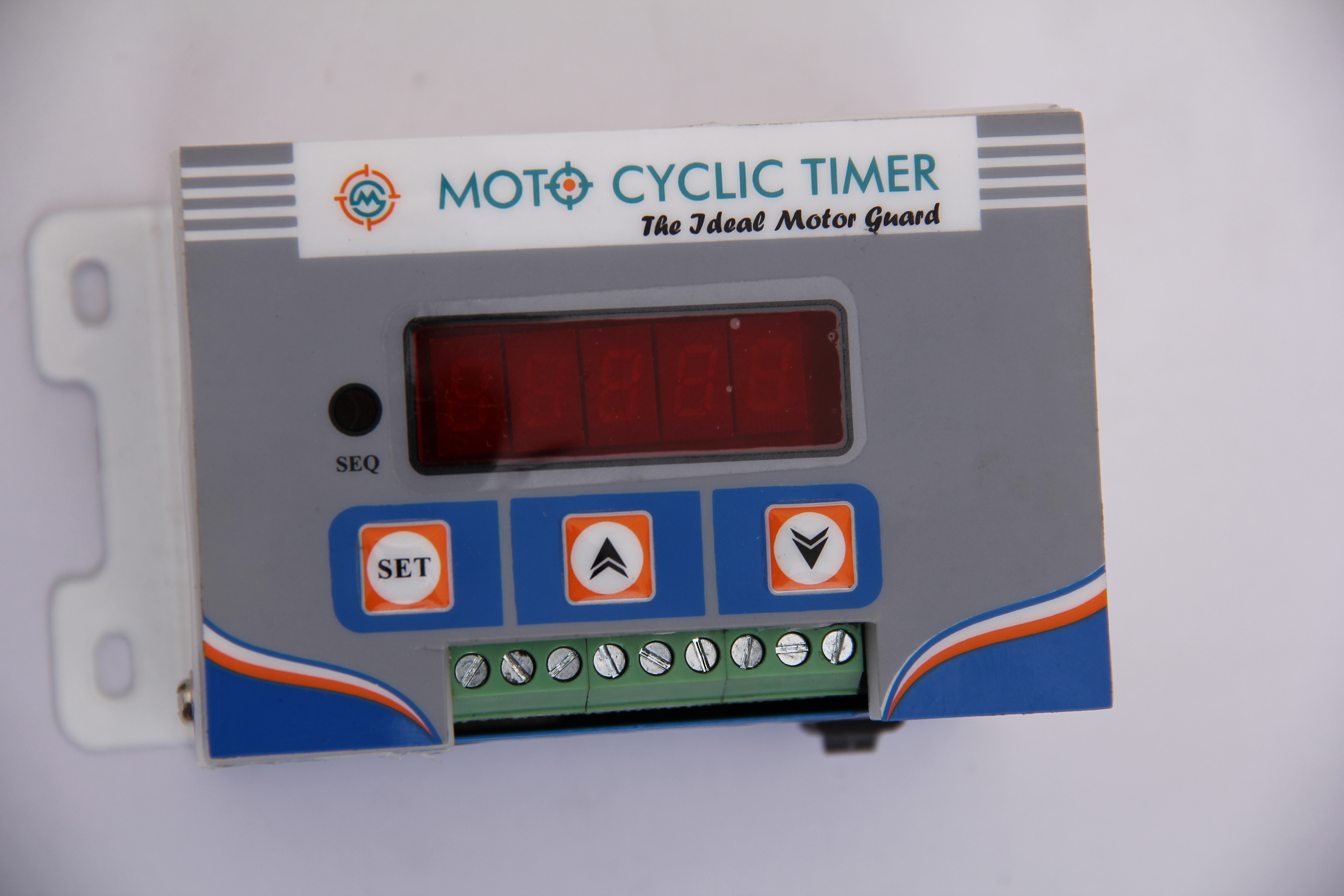 Blue And White Cyclic Timer 1ph