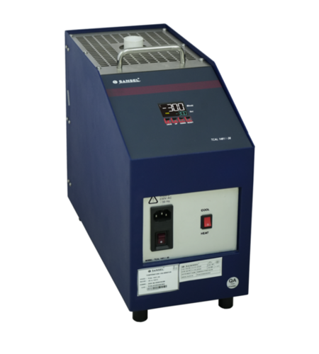 DRY BLOCK TEMPERATURE CALIBRATOR - 490 x 178 x 357 mm | -30 to 100°C Range, High Accuracy Stable to 0.1°C, Portable Design, ISO 17025 Certified Calibration
