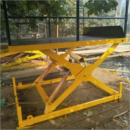 Die Loader - Steel Material, 1000 x 1000 mm Platform Size, 1000 kg Capacity | Yellow Color, Hydraulic Power Source, 1000 mm Lifting Height, 150 kg Weight