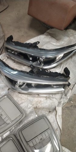 Silver Innova Crystal Top Model Headlight