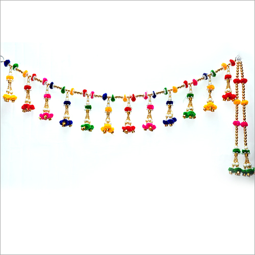 मल्टीकलर डोर हैंगिंग तोरण में उपलब्ध है