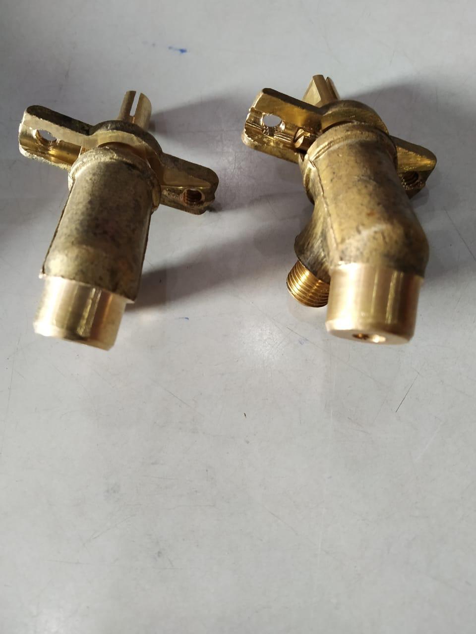 Gas Cock - 80 Grams, 30 Degrees Brass Valve With Durable Design And Reliable Performance