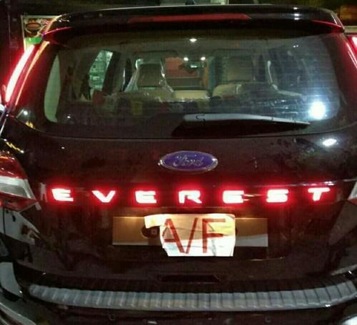 नया प्रयास लाइट के साथ नो प्लेट फ्रेम