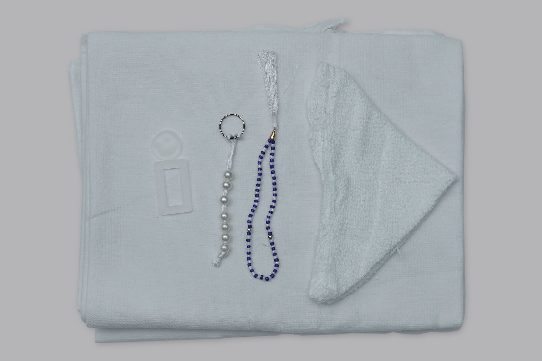 White Cotton Fabric Minara Haj Towel Length: 45x100 Inch (In)