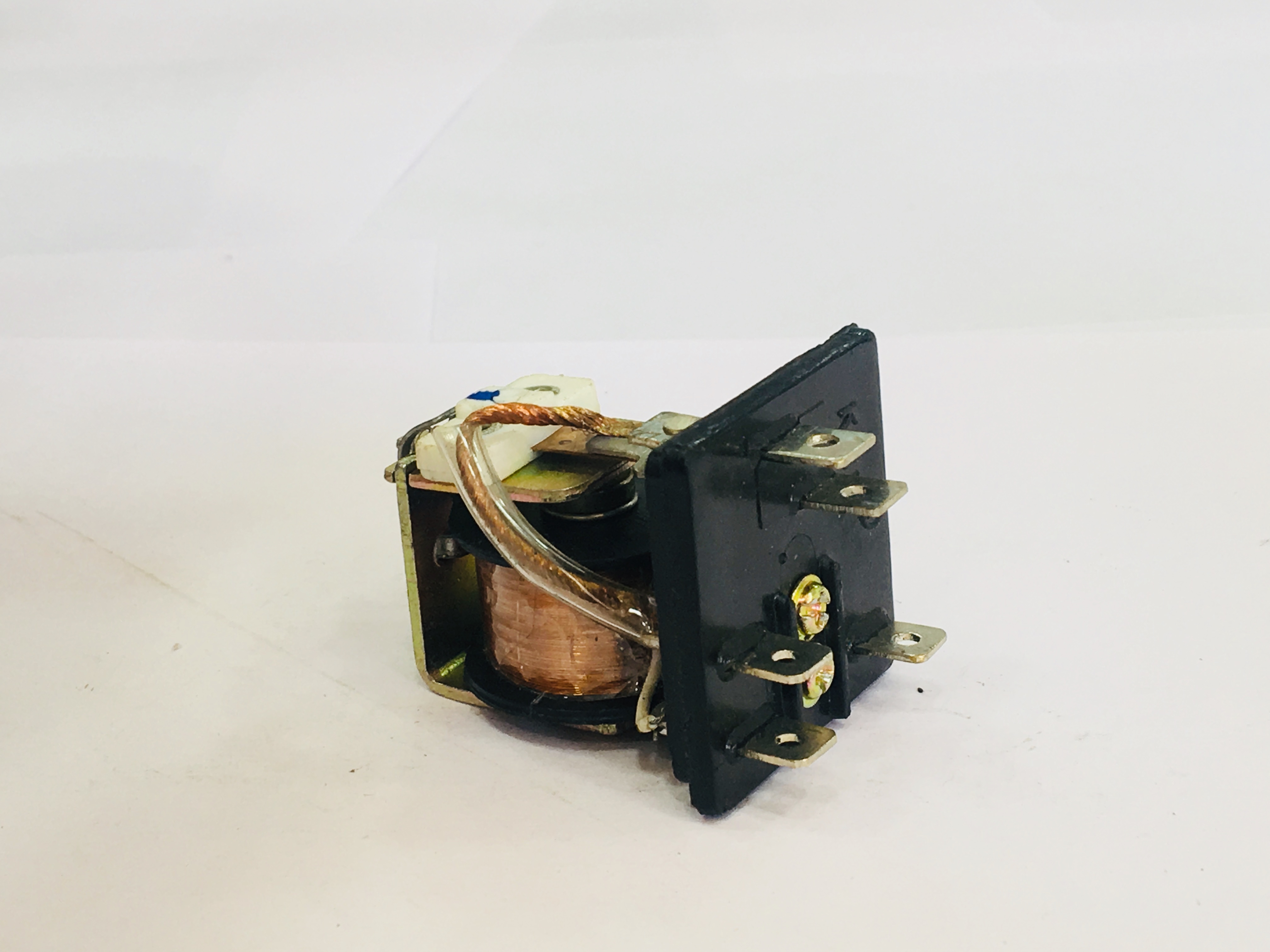 Gold 10a 18v Relay