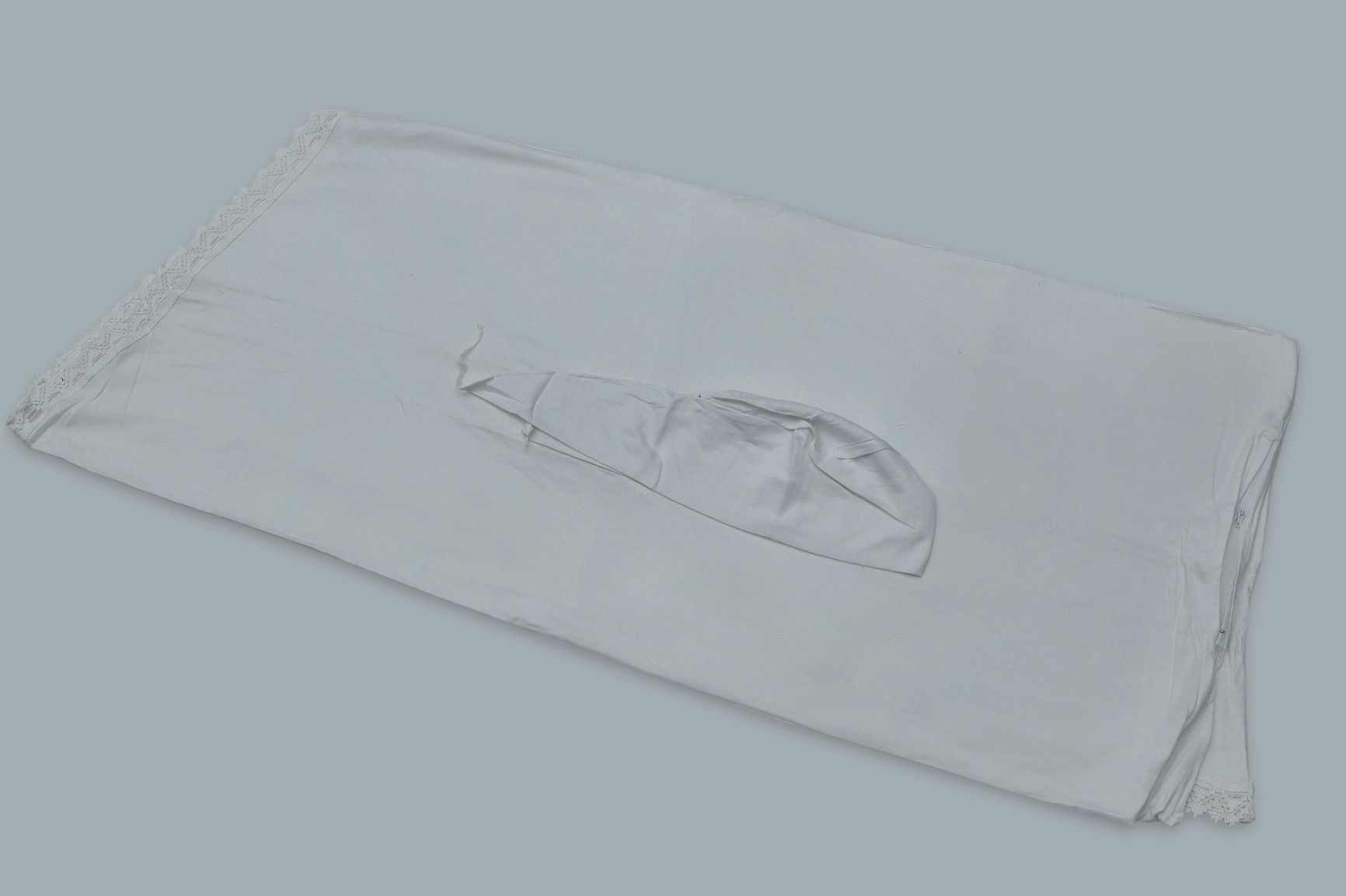 Cotton Ladies White Knitted Scarf For Hajj/umrah