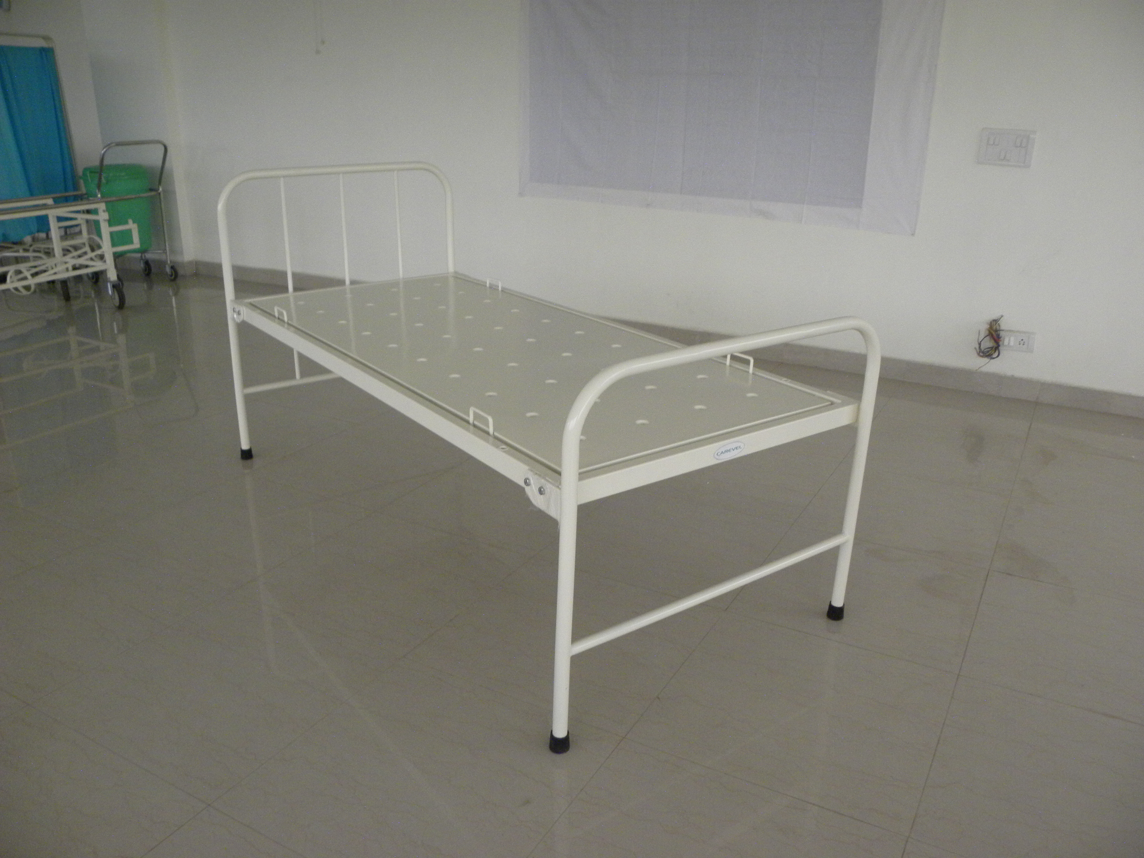 Hospital General Bed - Color: White
