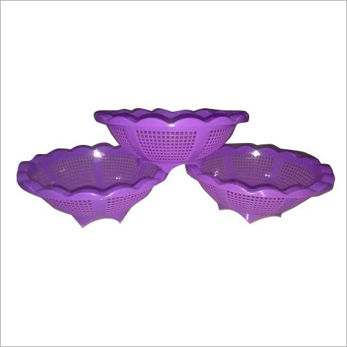 प्लास्टिक छोटी टोकरी