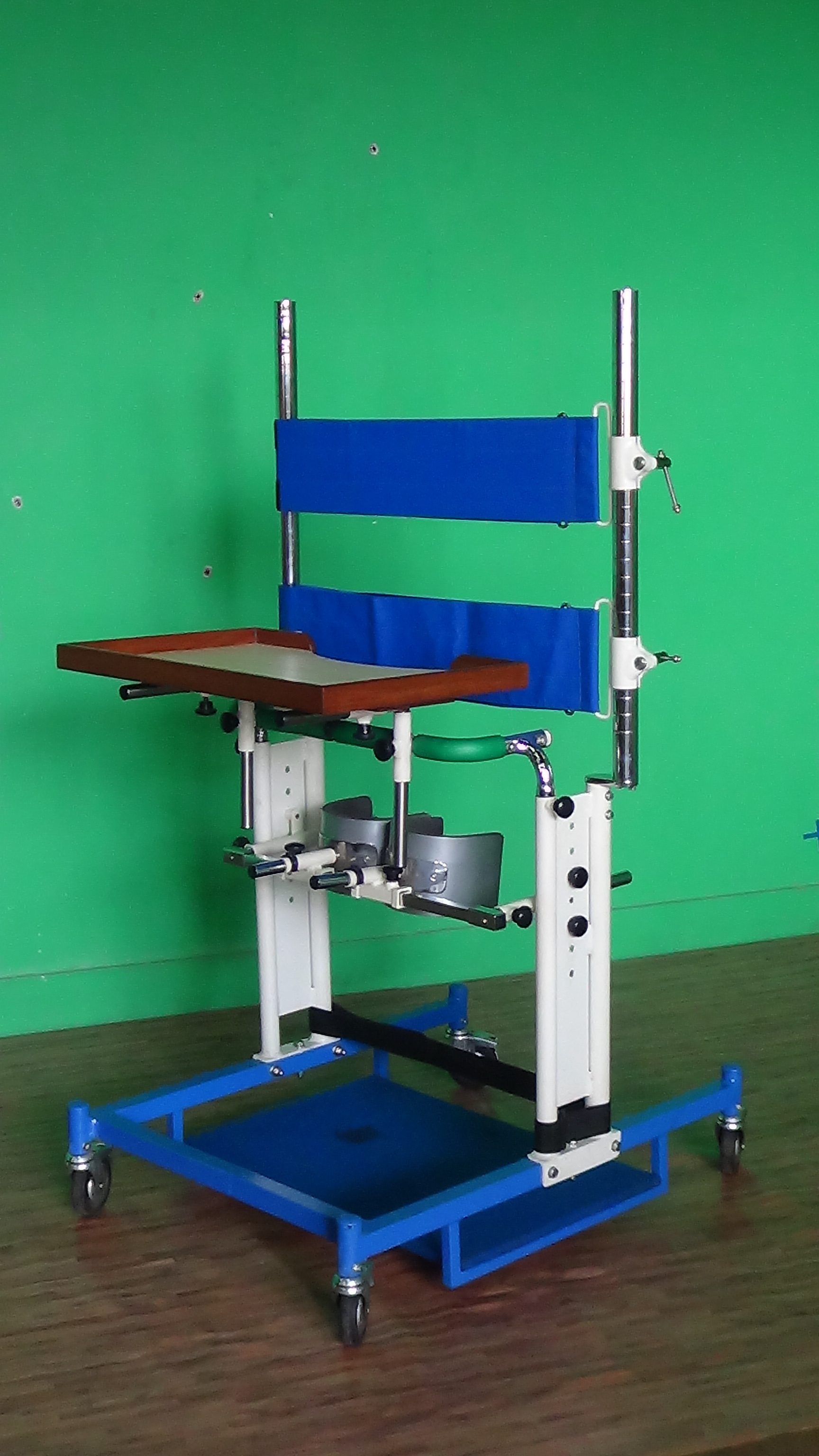 Stand-in-frame (Adult Size) Metal Frame With 4 Wheels Age Group: Adults