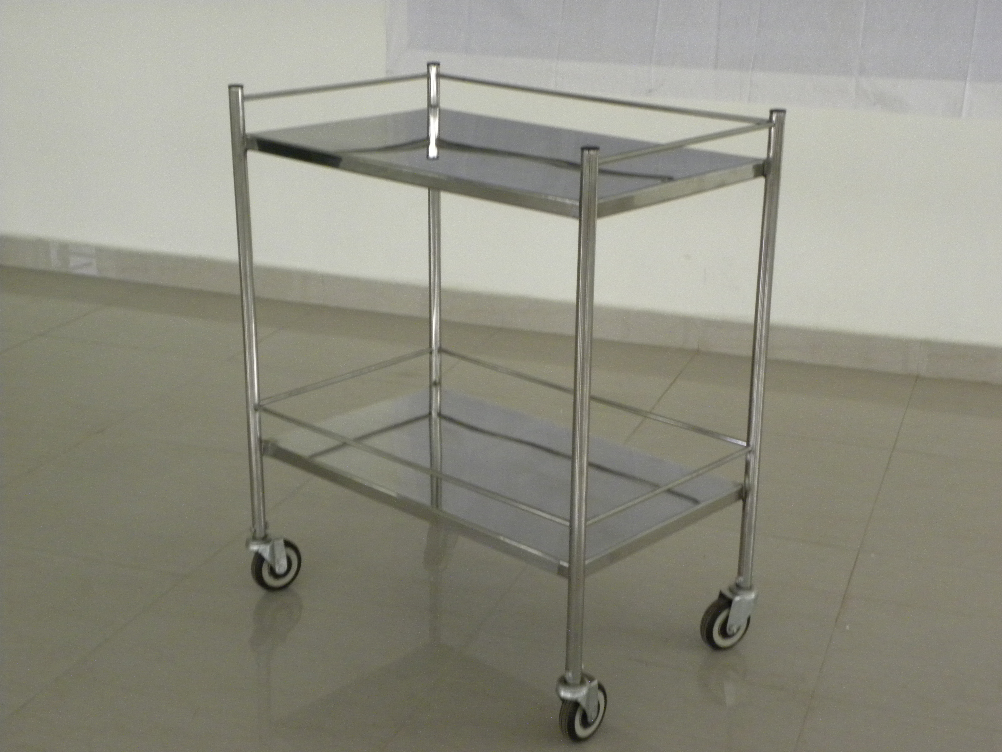 Instrument Trolley - Dimension (L*w*h): 750 X 450 X 800 Millimeter (Mm)