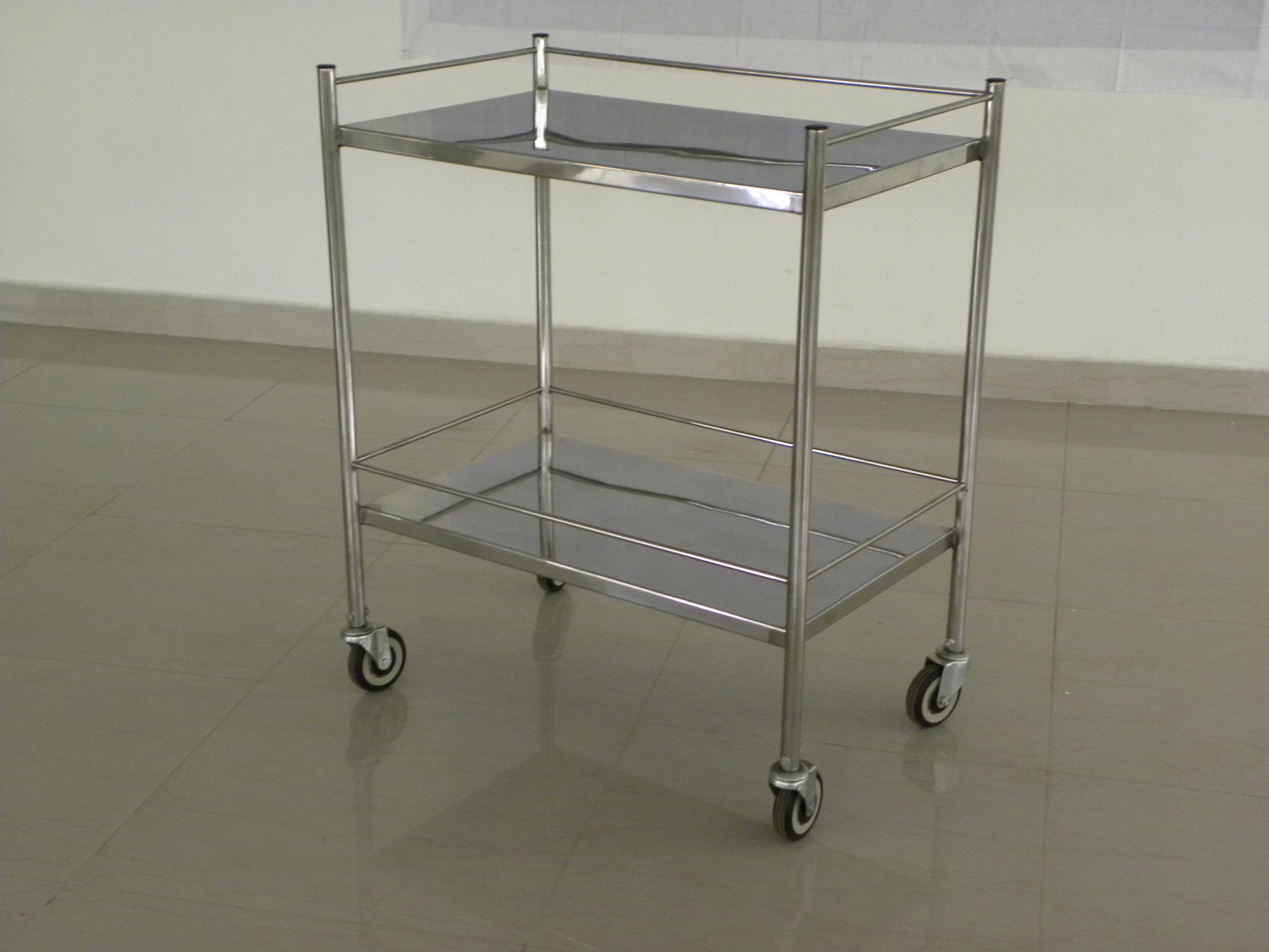 Instrument Trolley - Dimension (L*w*h): 750 X 450 X 800 Millimeter (Mm)