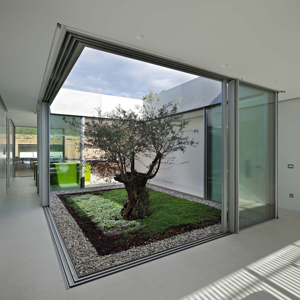 Jindal Cardinal Sliding Window System Application: Premium House & Buildings