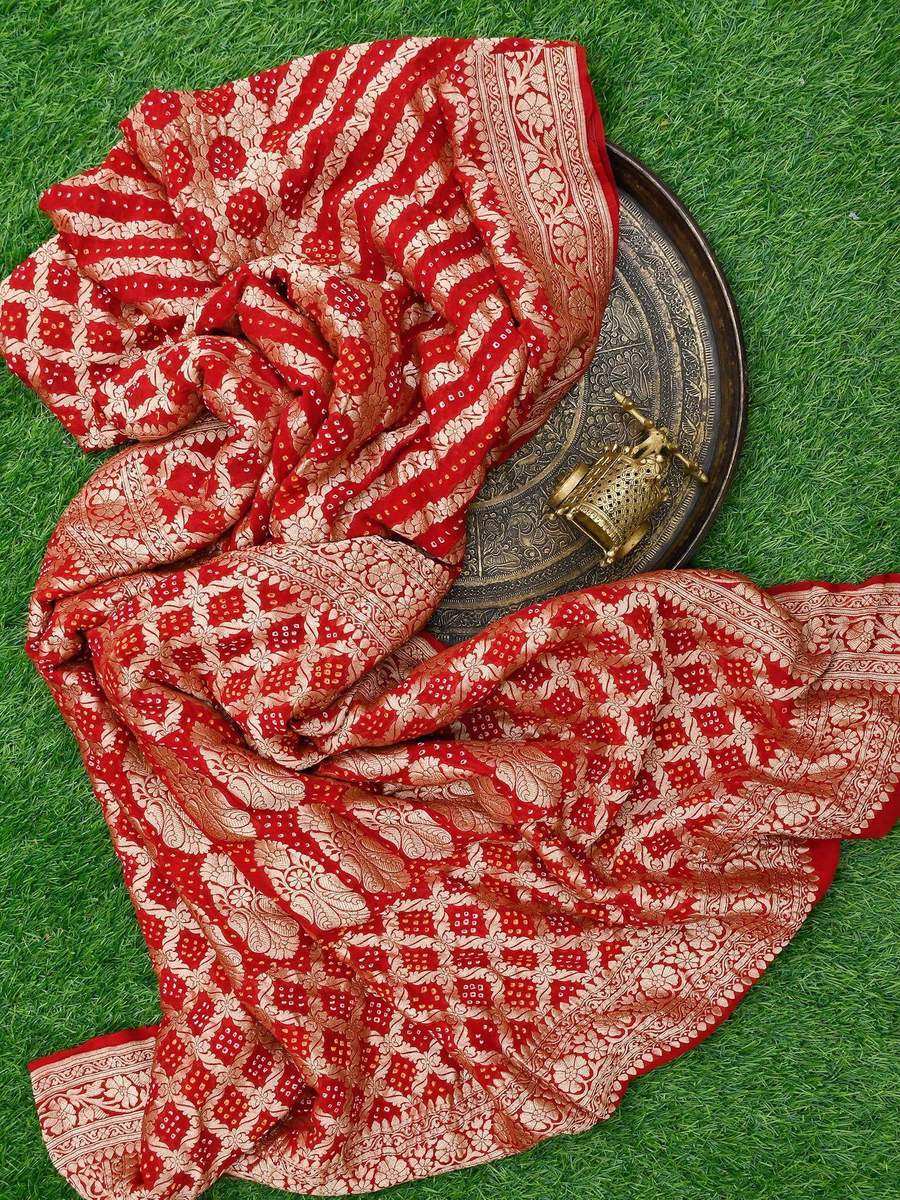 Khadi - 5.5 Meters Khadi Silk Saree, Orange Floral Design | Elegant Handwoven Quality, Luxurious Feel, Unique Drapes, Vibrant Colors