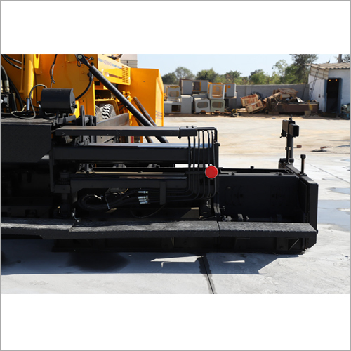 Sensor Paver Finisher - Metal, 6.61m Length X 3.14m Width X 3.43m Height | Hydraulic, Diesel Power, 300 Tph Laying Capacity, Automatic Grade Control