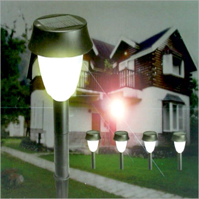 सौर एलईडी गार्डन लाइट
