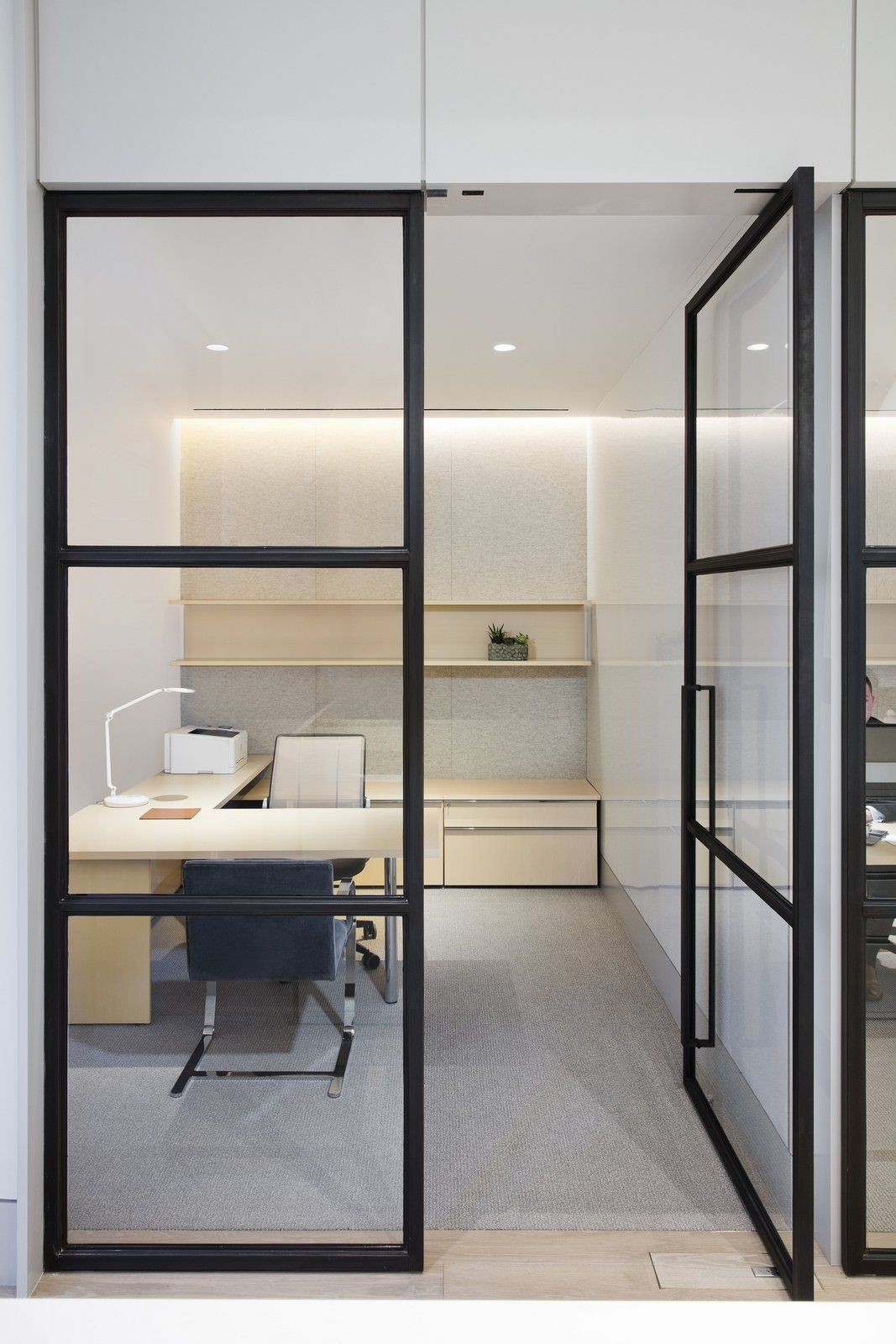 New Office Partition Slim Look Full Glasses Application: Divide Space