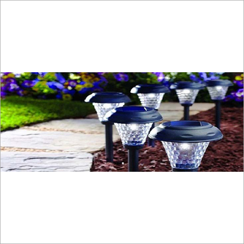 सौर बगीचे की रोशनी