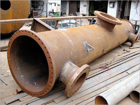 निर्मित टैंक