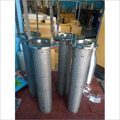 Oil Filter Efficiency: High