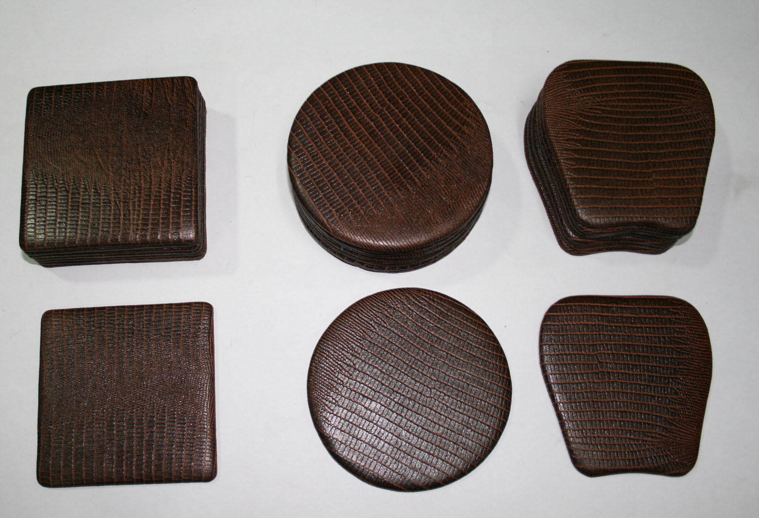 Leather Coaster Set - 7x7 Cm Square, Customizable Designs In All Sizes & Colors, Ideal For Hotels And Corporate Gifting