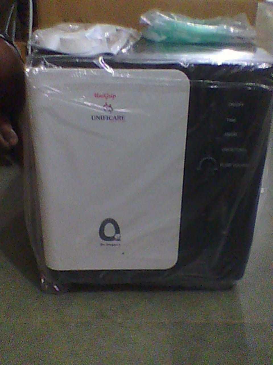 Oxygen Concentrator - Plastic, 445x372x680mm | Portable, Electric Power Source, 1-5l/min Flow Rate, >90% Oxygen Concentration, 28kg Weight