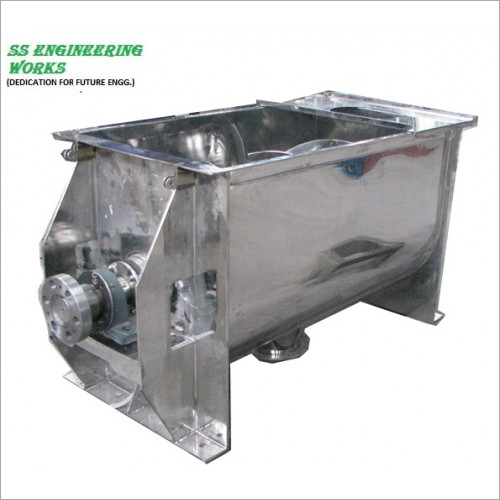 Metal 750 Kg Per Batch Ribbon Blender Machine
