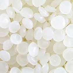Plastic Dana - 0.944-0.955 g/cm3 Density, 40-90°C Melting Point, 550 MPa Tensile Strength Granules | Durable Plastic Granules for Versatile Applications