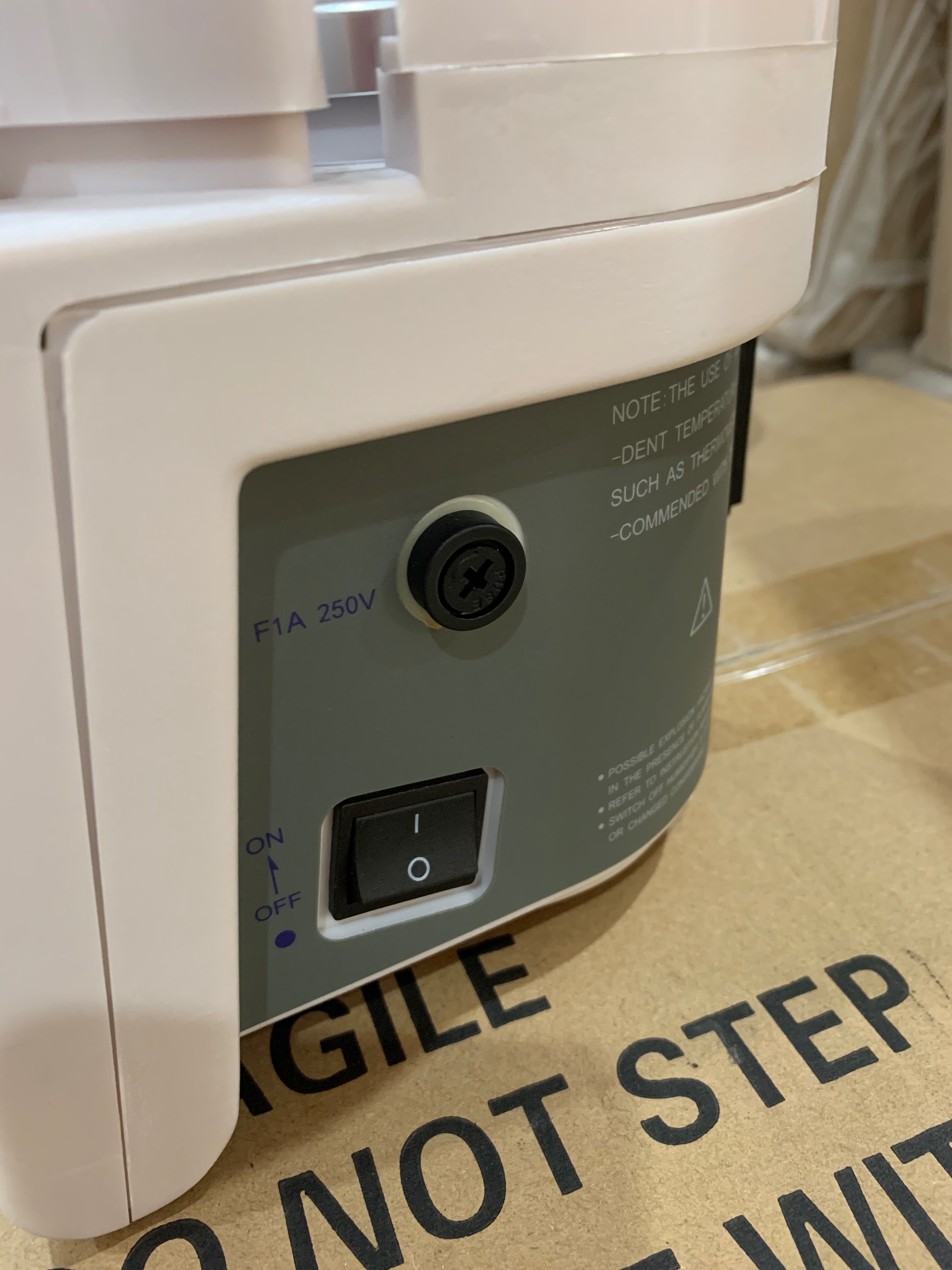 Grey White Respiratory Humidifier