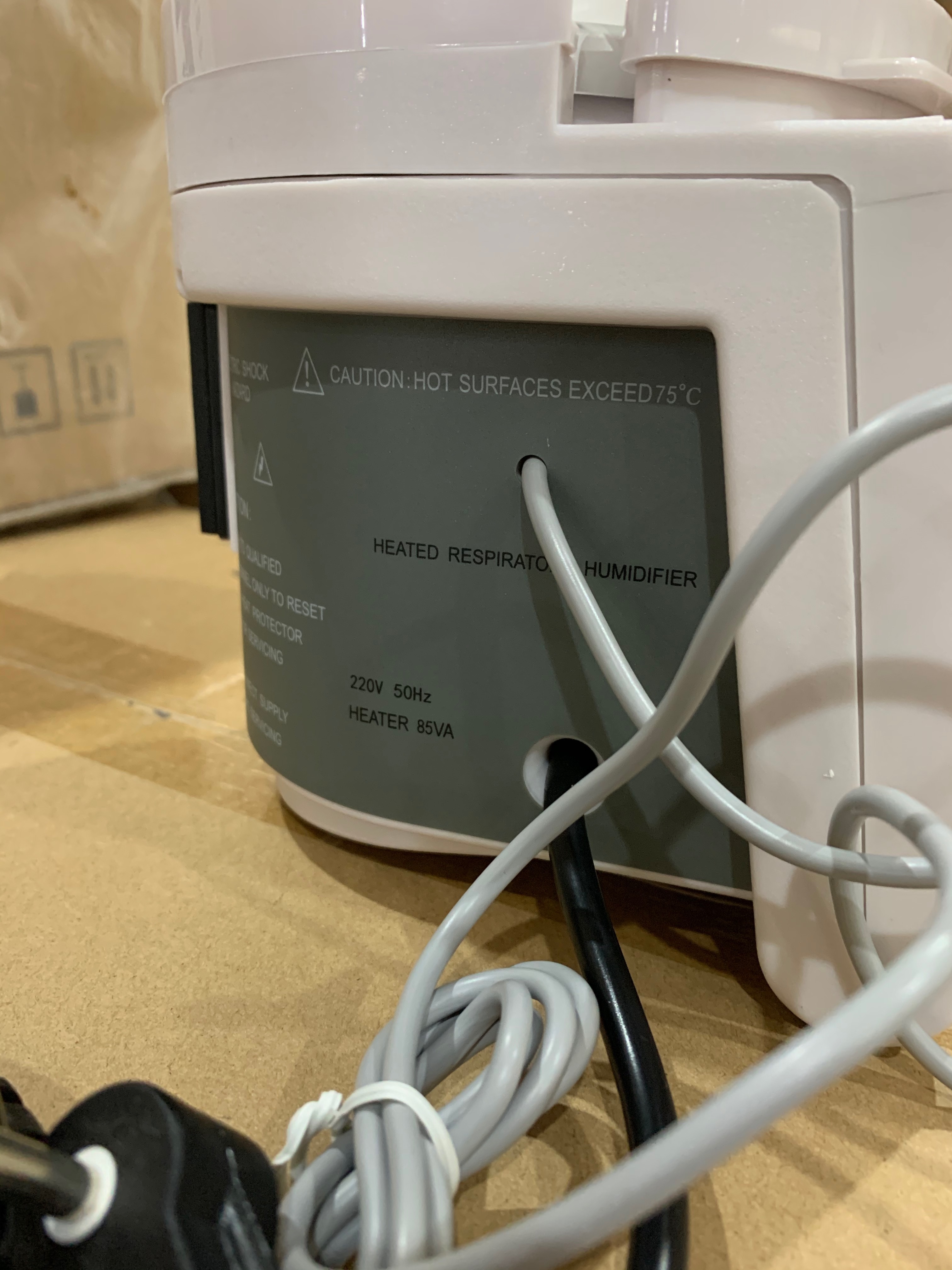 Grey White Respiratory Humidifier