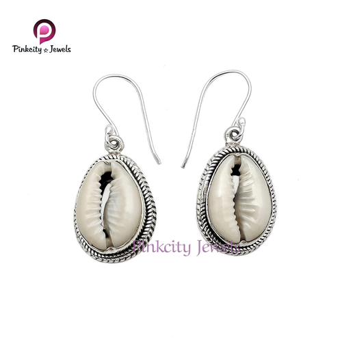 नेचुरल सी शेल 925 सिल्वर ईयररिंग जेंडर: महिलाएं