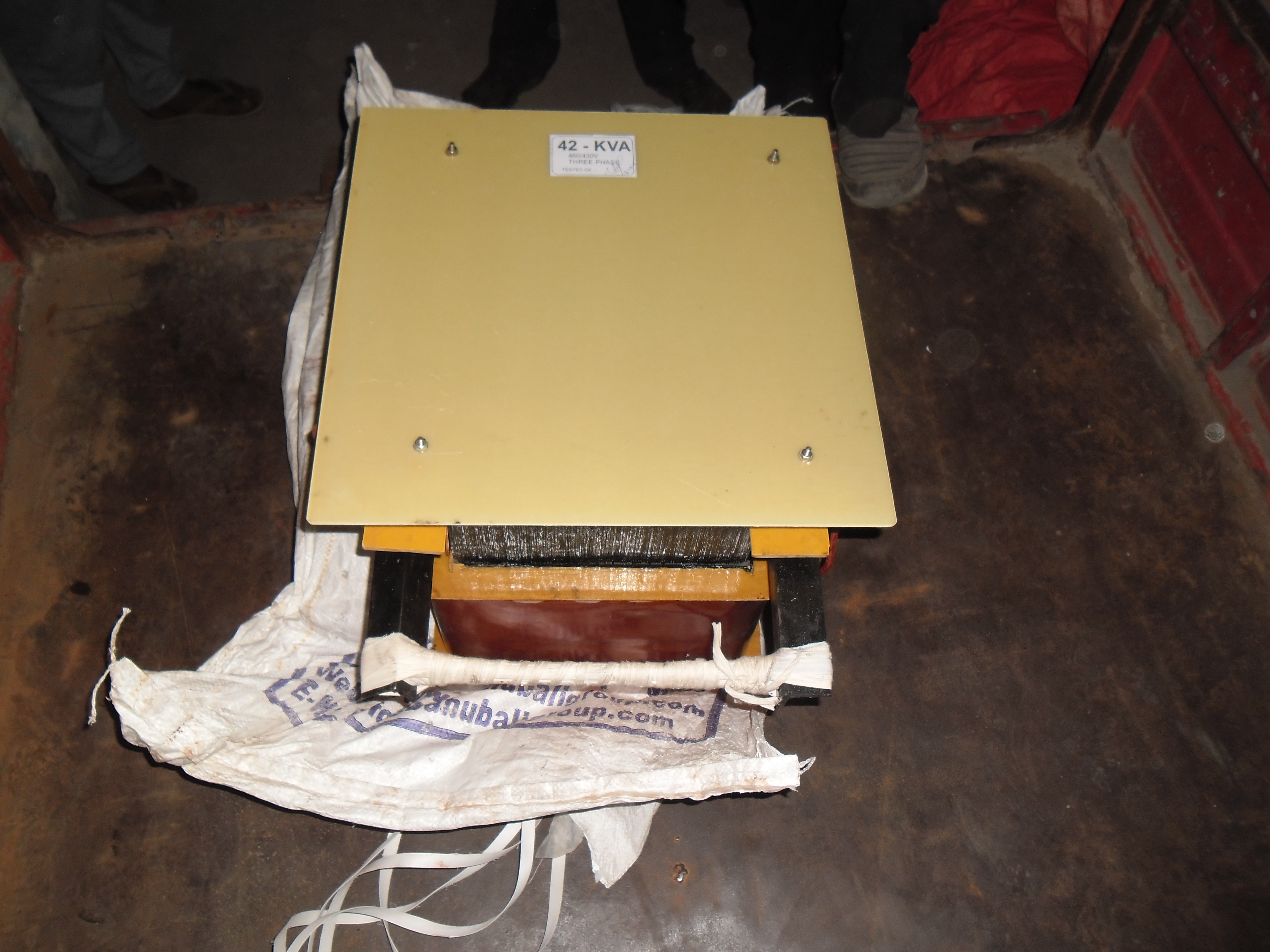 Three Phase Transformer - Copper Core Material, 50 Mhz Frequency | Ideal For Textile Machineries, Machine Tool, Power Module, Controller, Ups, Power Converters