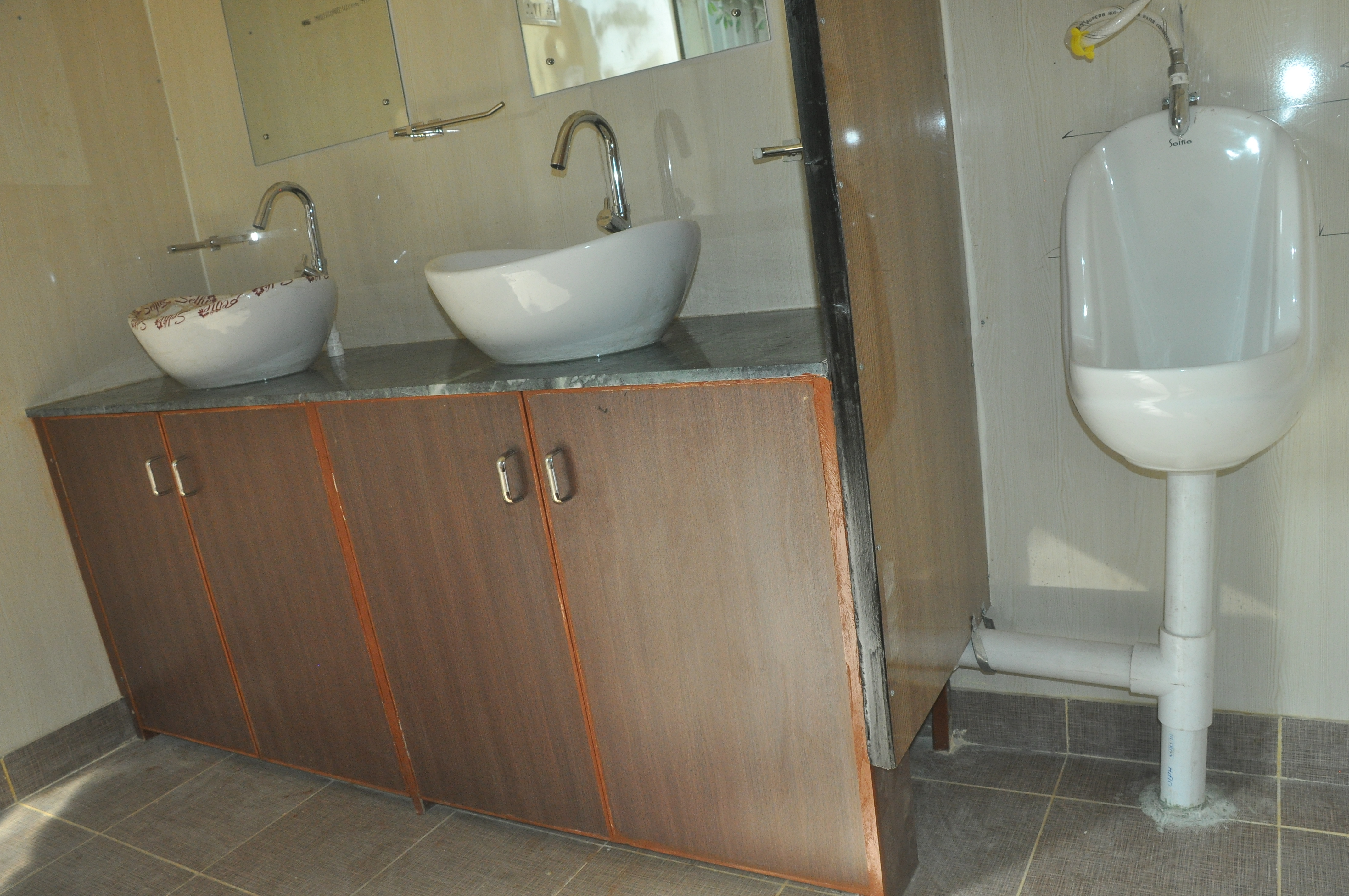 Containerized Toilet - Floor Material: 18mm Thick Cement Sheet Covered With Ceramic Tiles Or Green Marble