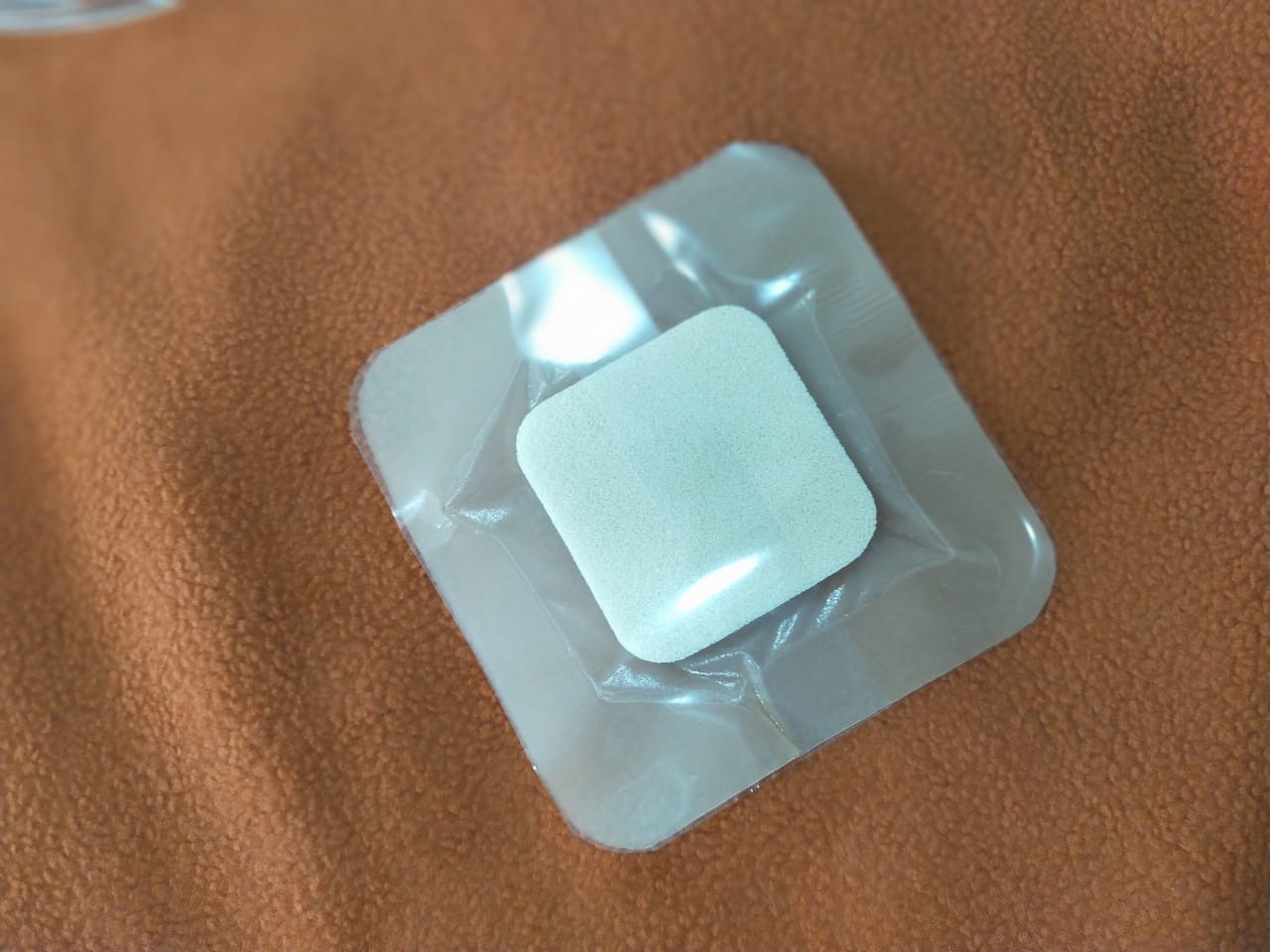 Bage Adhesive Wound Dressing