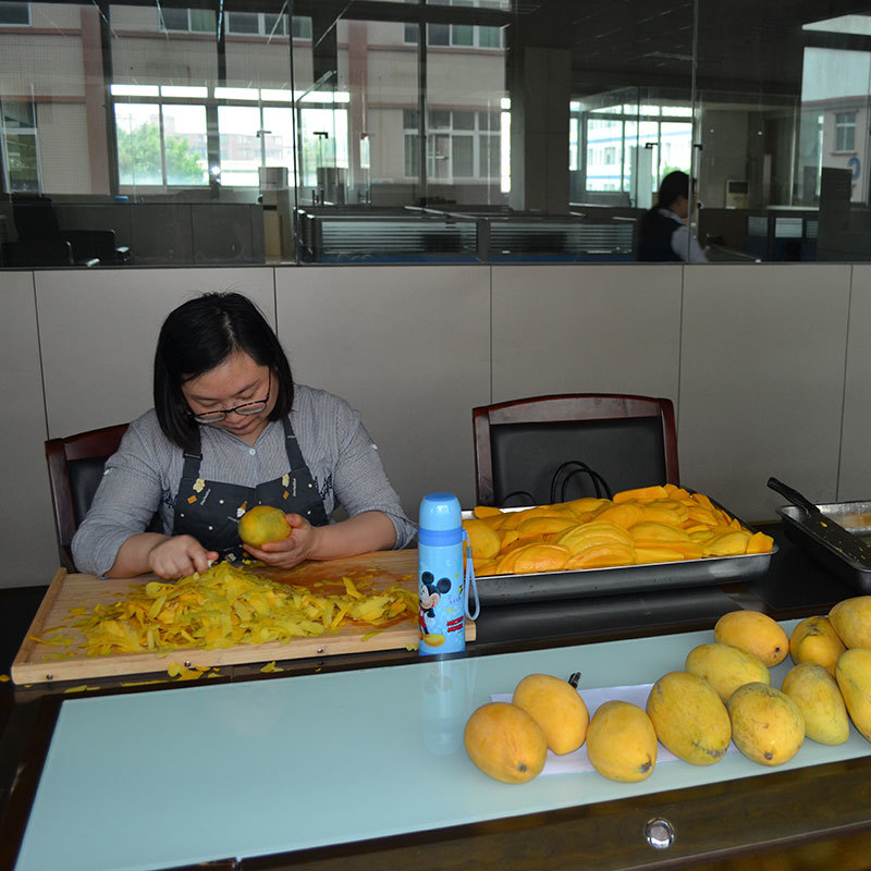 Fruits Dry And Dehumidify Mango Dehydrator Dimension(l*w*h): 2800*1100*2200 Millimeter (Mm)