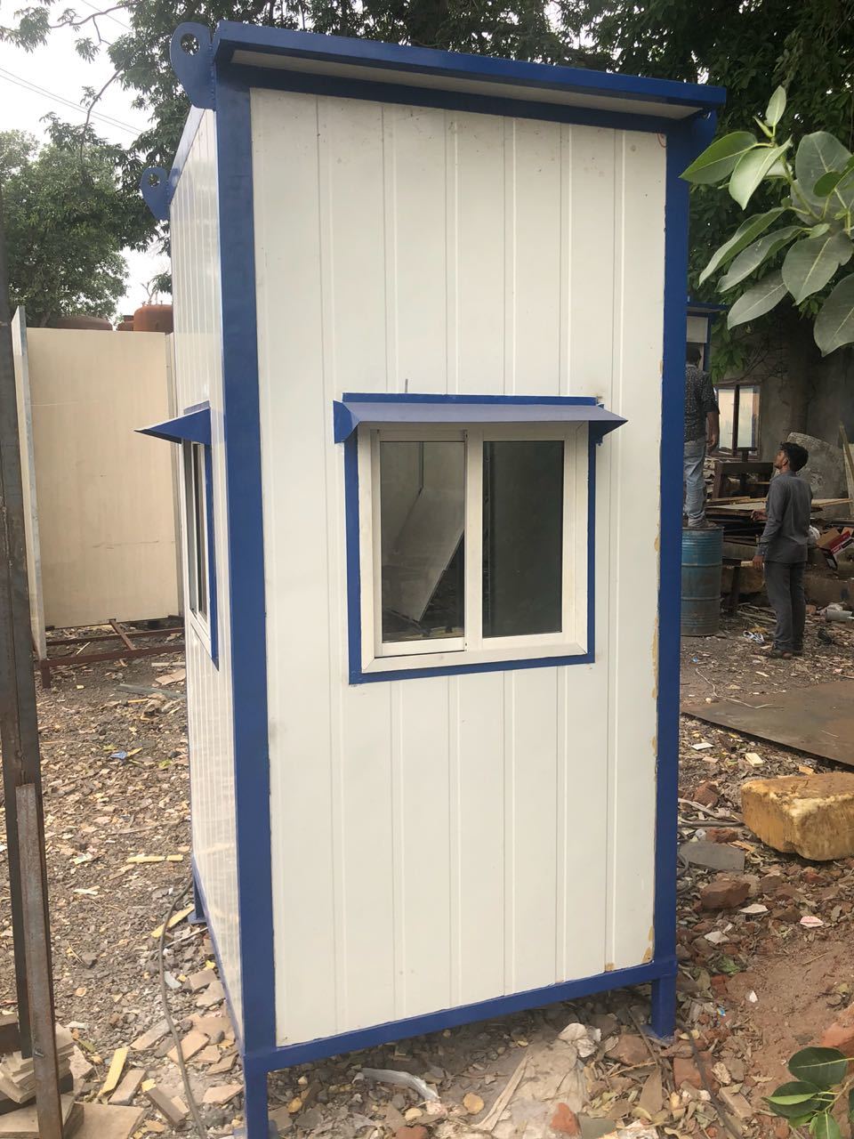 Security Cabin - Color: White And Blue