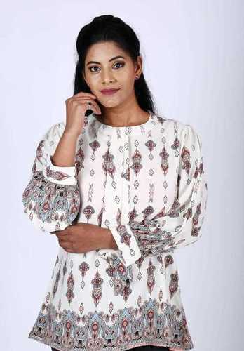 एथनिक प्रिंटेड अमेरिकन क्रेप टॉप