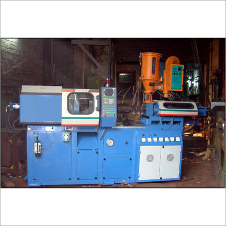Toggle Type Injection Molding Machine