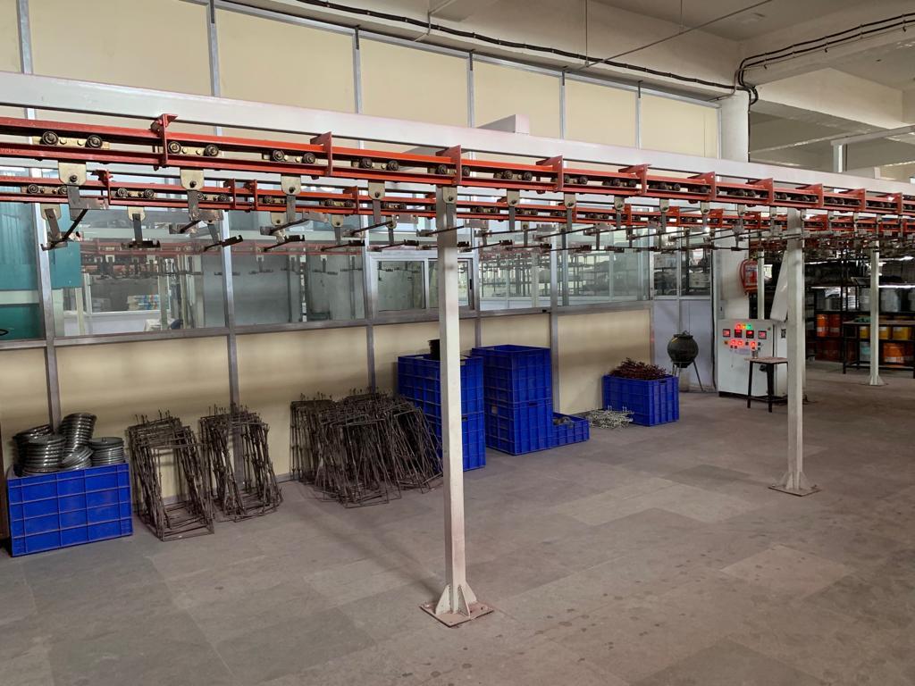 Overhead Conveyor - Mild Steel, Customized Size And Color, 100-1000 Kg Load Capacity | Robust Design, High-performance Efficiency, Versatile For Auto And Food Industries
