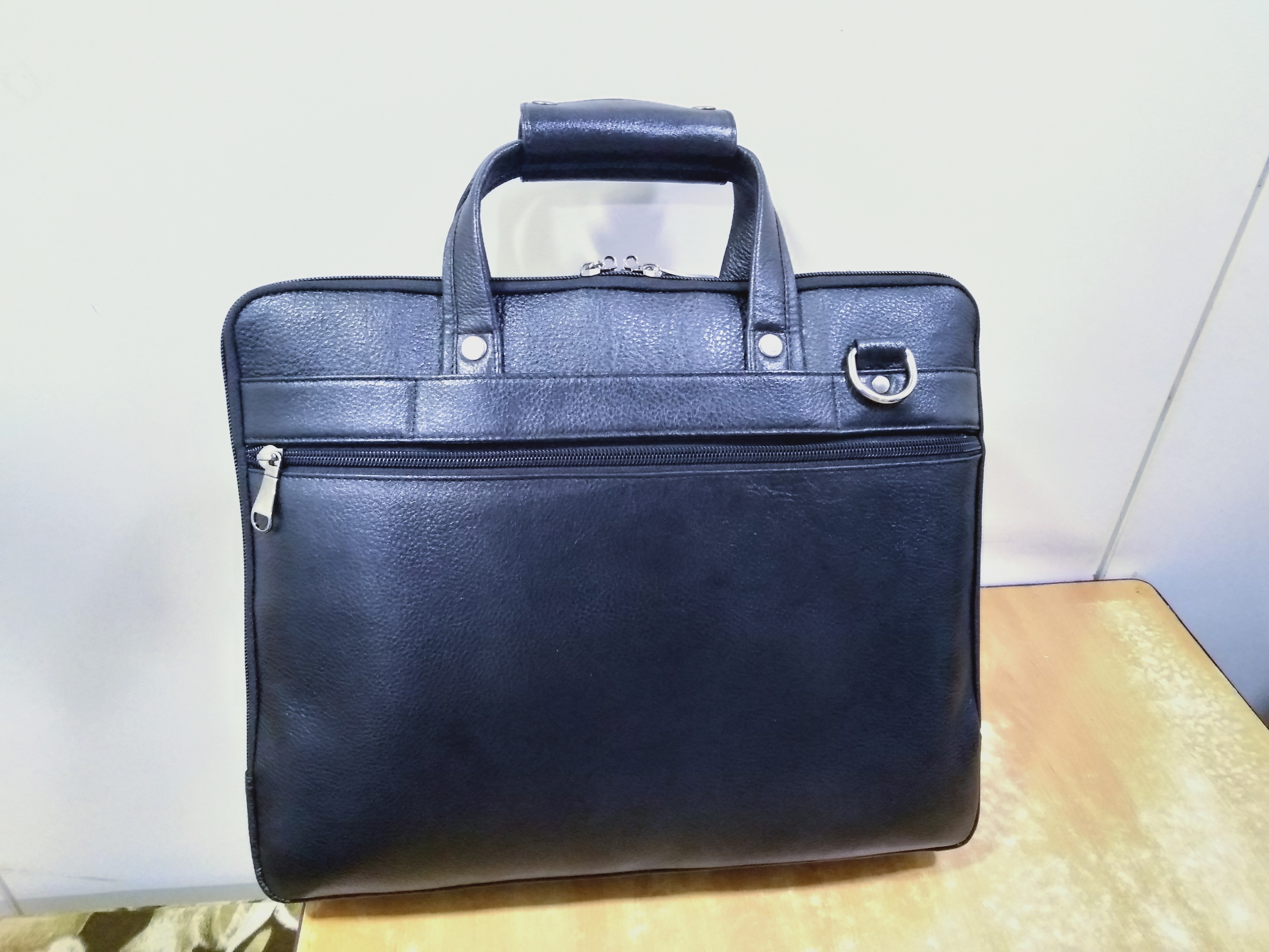 Leather Laptog Bag